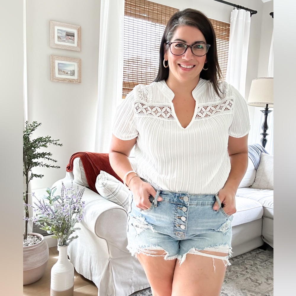 White Short Sleeve Split Neck Blouse
